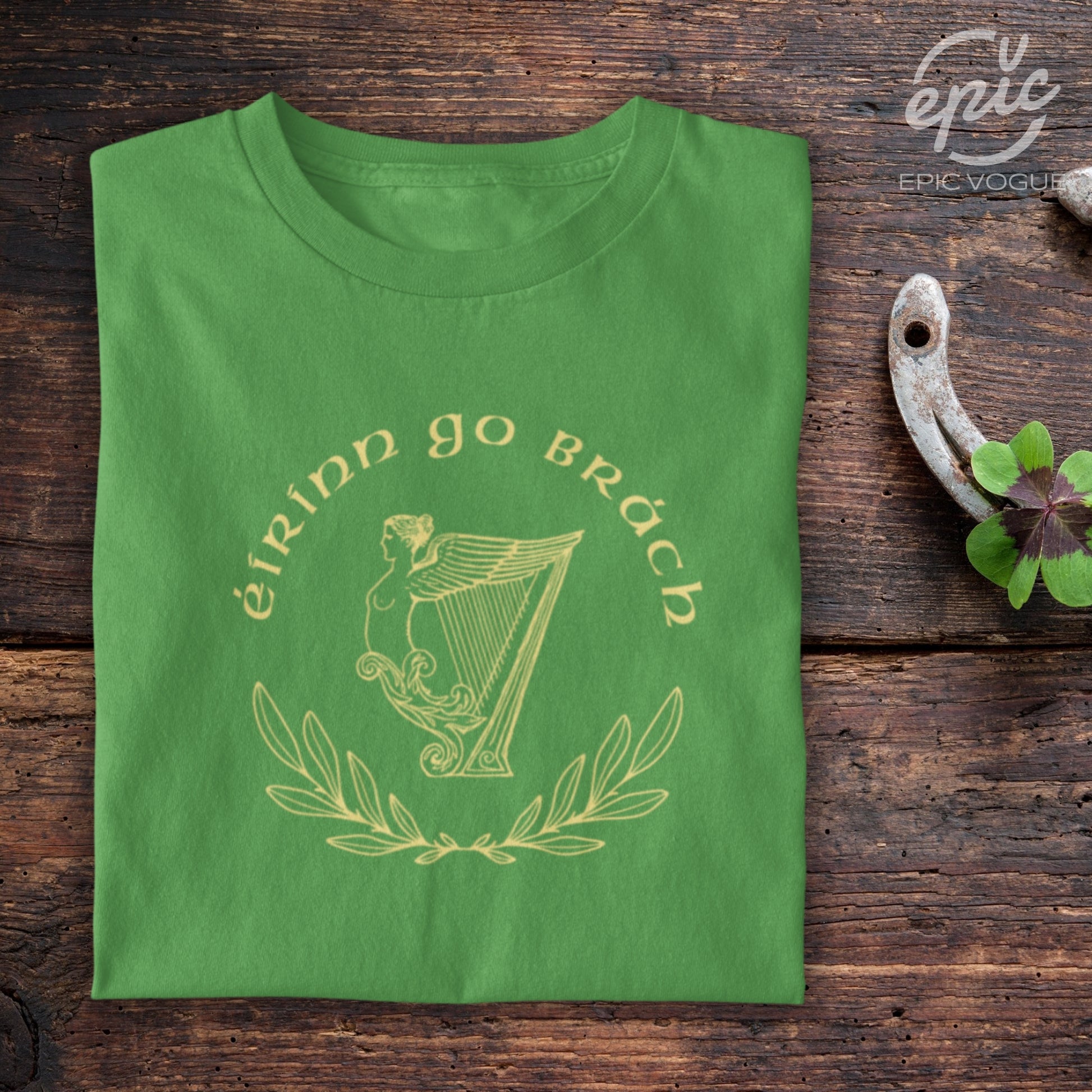 Eirinn go Brach, Leaf T-Shirt