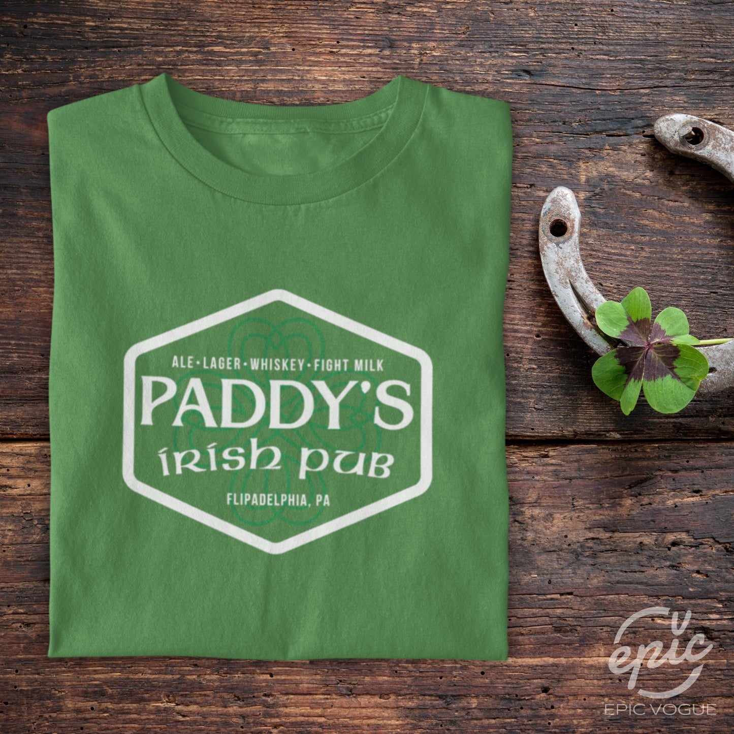 Paddy's Irish Pub, Leaf T-Shirt